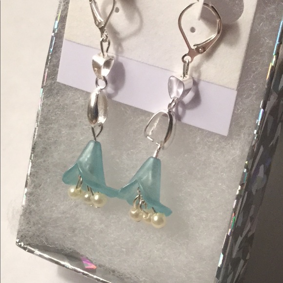 18K White Gold Plated Blue Rose earrings - Picture 3 of 5